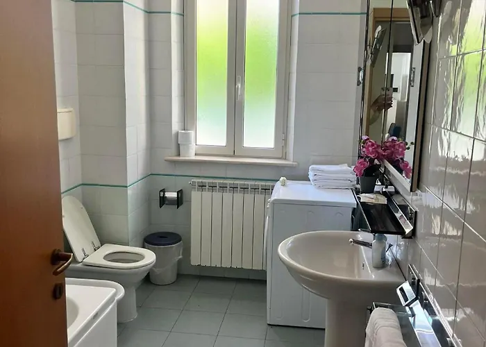 Mare Piano Terra Con Terrazzino San Benedetto del Tronto