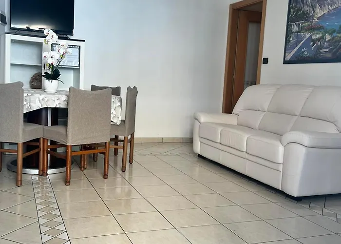 Mare Piano Terra Con Terrazzino * San Benedetto del Tronto